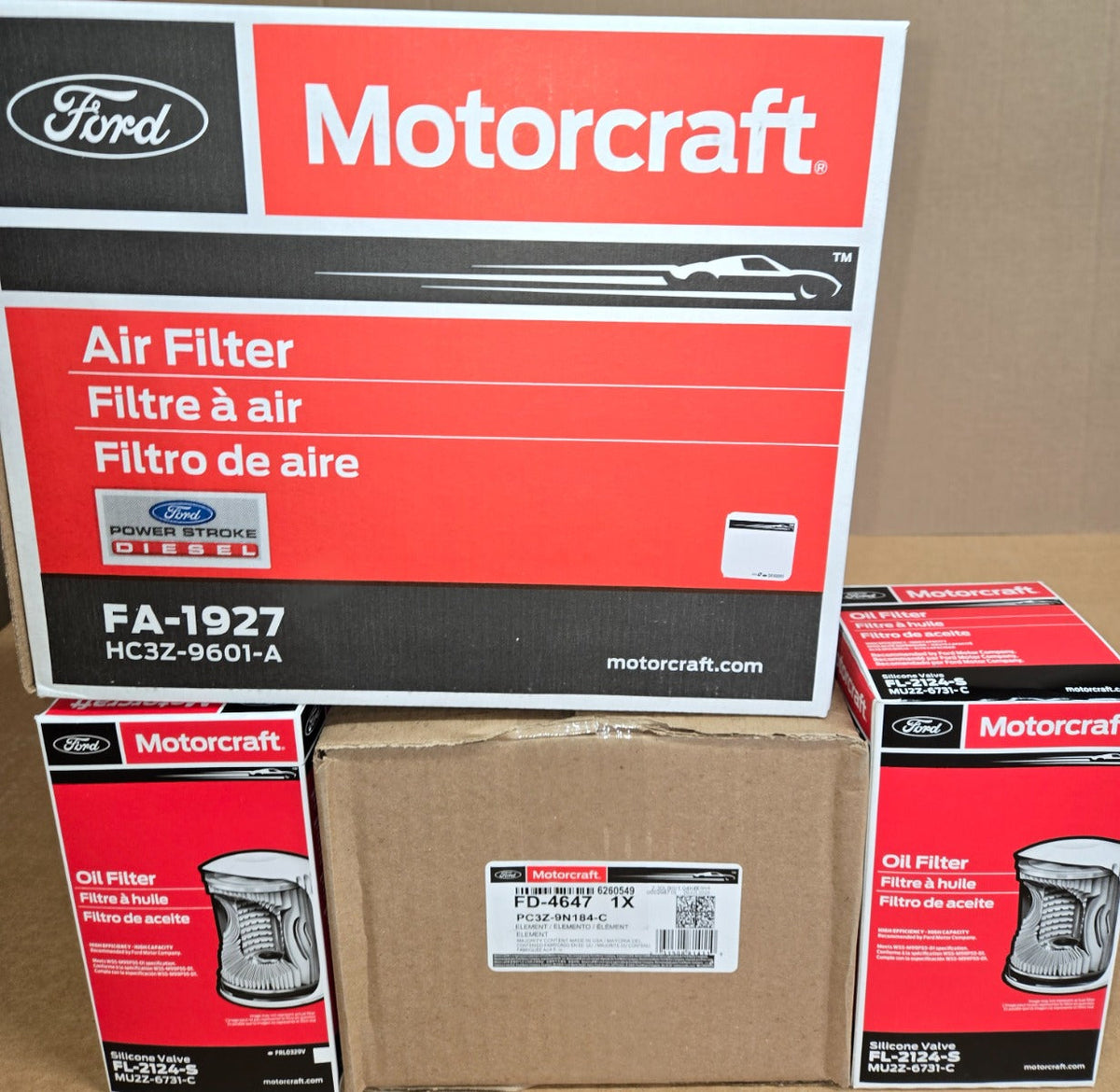[FD4647-FL2124S(x2)-FA1927]2017-19 Ford 6.7 liter Powerstroke turbo diesel Motorcraft fuel/water filters,2 oil filters, 1 air filter kit