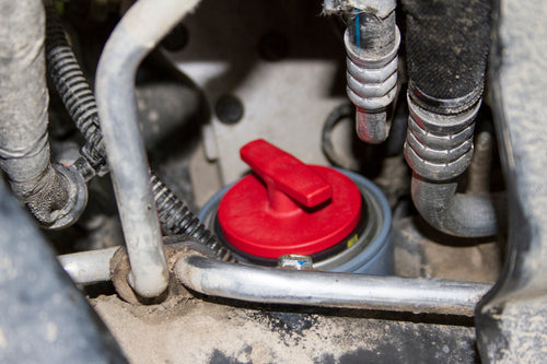 [57180]Used to Plug the Oil Filter When Changing Oil on 2013-2017 Dodge Ram Cummins 2500/3500 Heavy-Duty Trucks.