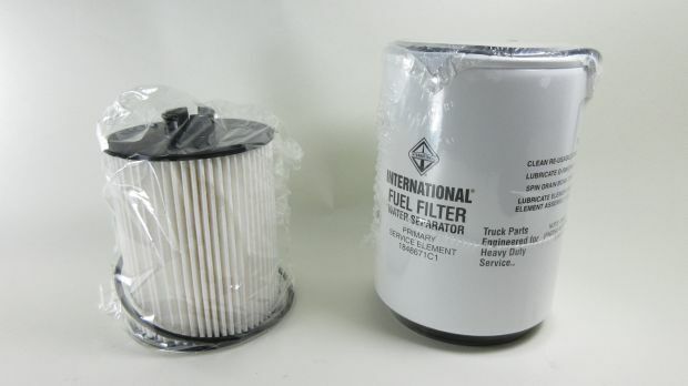 [1876533c93]International 6.4L Navistar Maxxforce 7 engine fuel filter kit.